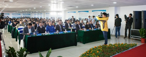 ǩԼ��25��Ԫ������ʮ�����������ǹ��ɶԹ���������Ŀ�ƽ����ǩԼ��ʽ