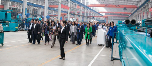 ����װ��ʢ��������ʮ���������ǹ��ɶԹ������ܺ�����