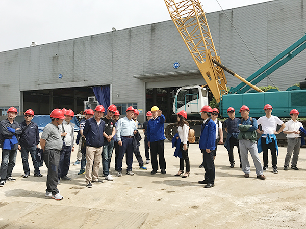 �����»��ͼ����ϰ����������ǹ��ɶԹ������족ӭ���߶˷�˿��