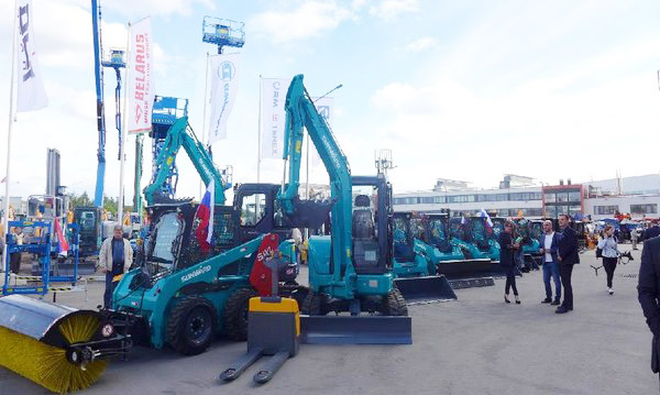 ʮ��Я�����ǹ��ɶԹ�������Ī˹�Ʊ���CTTչ��Ʒ�ƽ��Բ������