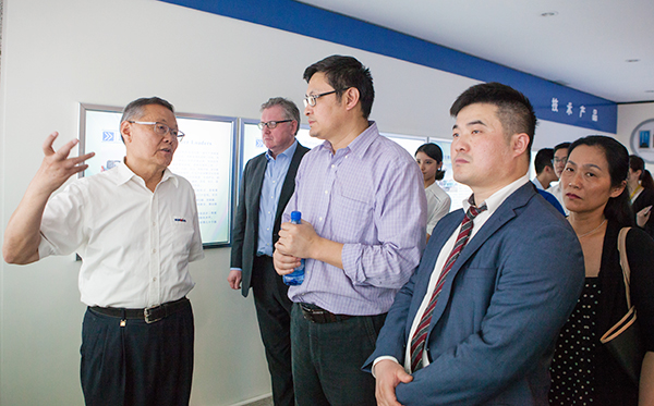 ���ô���ۻ�Ա̷��һ�����ǹ��ɶԹ������ܿ���