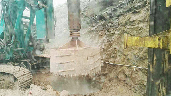 ���������ҵĹ�����Щΰ�󹤳̱���ġ��ǹ��ɶԹ����̡�