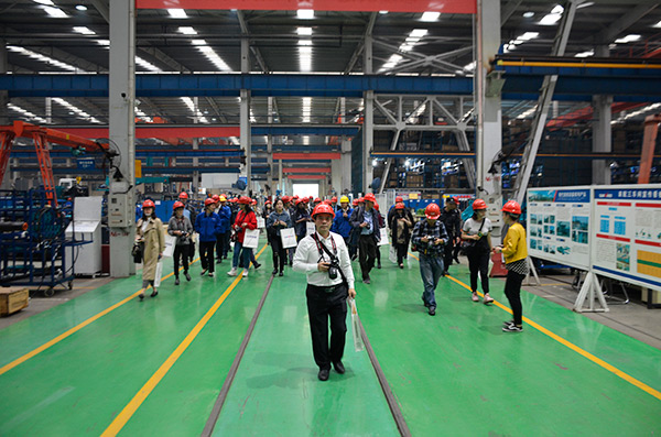 �������̻�е֮������֮��������ý���Ħ�ŵ����ǹ��ɶԹ�������