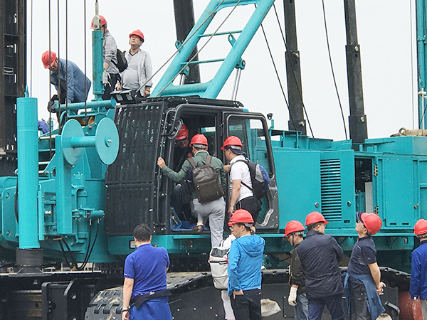 �����»��ͼ����ϰ����������ǹ��ɶԹ������족ӭ���߶˷�˿��