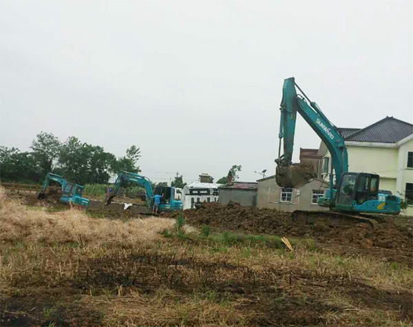 ����Ӣ�����������ǹ��ɶԹ�������ϵ���ھ����������һ��