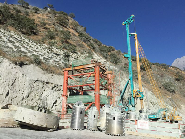 Ϊ�ͻ������ֵ���ǹ��ɶԹ������ܶ��³�Ԫ��Ϊһ�߷����Ŷӵ���