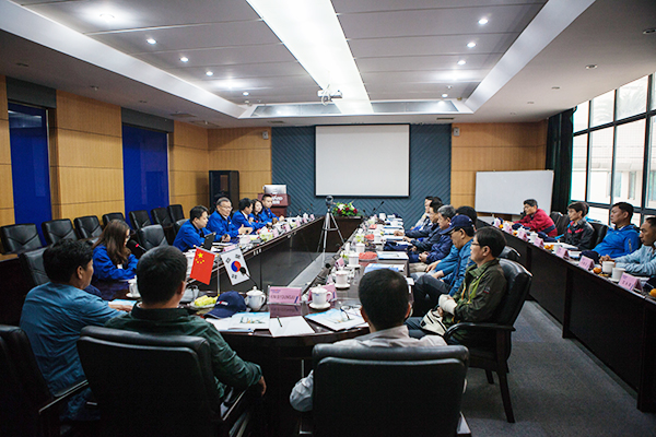 �����»��ͼ����ϰ����������ǹ��ɶԹ������족ӭ���߶˷�˿��