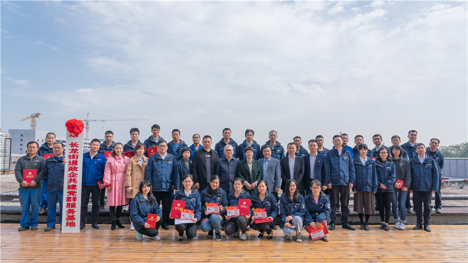 �ǹ��ɶԹ������ܾ����������ѧϰ���л���Ա���˶����Ľ�Ļ��ʽ