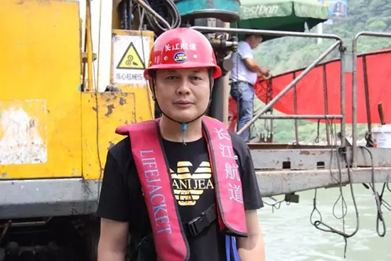 ���쳤���ƽ�ˮ�����ǹ��ɶԹ������ܺ���������ɸ㶨ˮ�½�ʯ