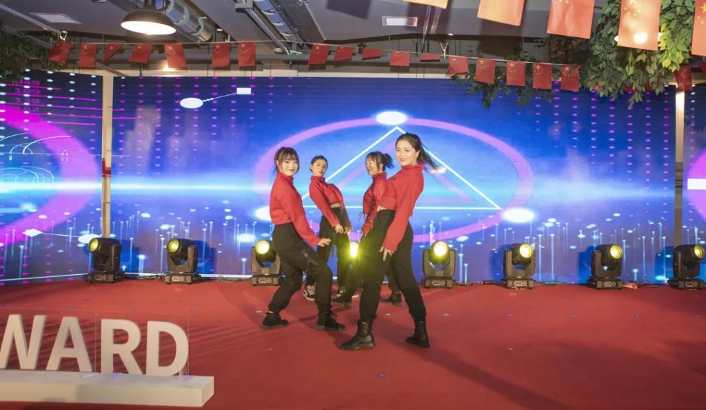 ��ʵı���塢ǿ����ͳһ������������ ���� �ǹ��ɶԹ�������2020���ı������ۻ�ʢ�����