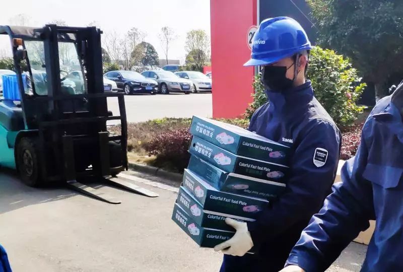 �ò��徲���������ǹ��ɶԹ�������4000�����·�����Ա��