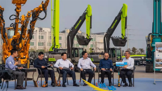 �ġ���ͷ������ ���Ի�����ɳ��ҵ�ر�