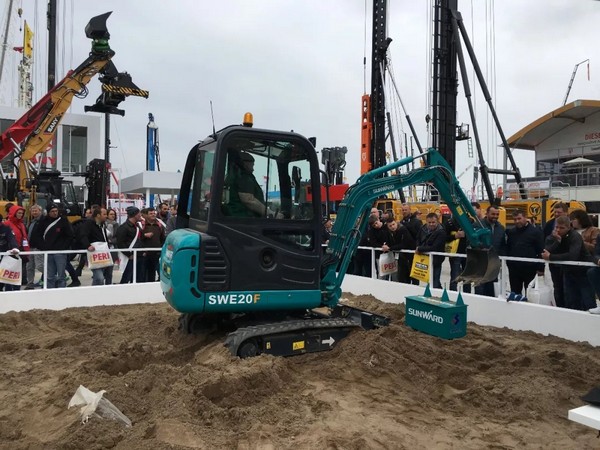 ���������ȡ�չʾ�ǹ��ɶԹ����ھ��ŷ����������