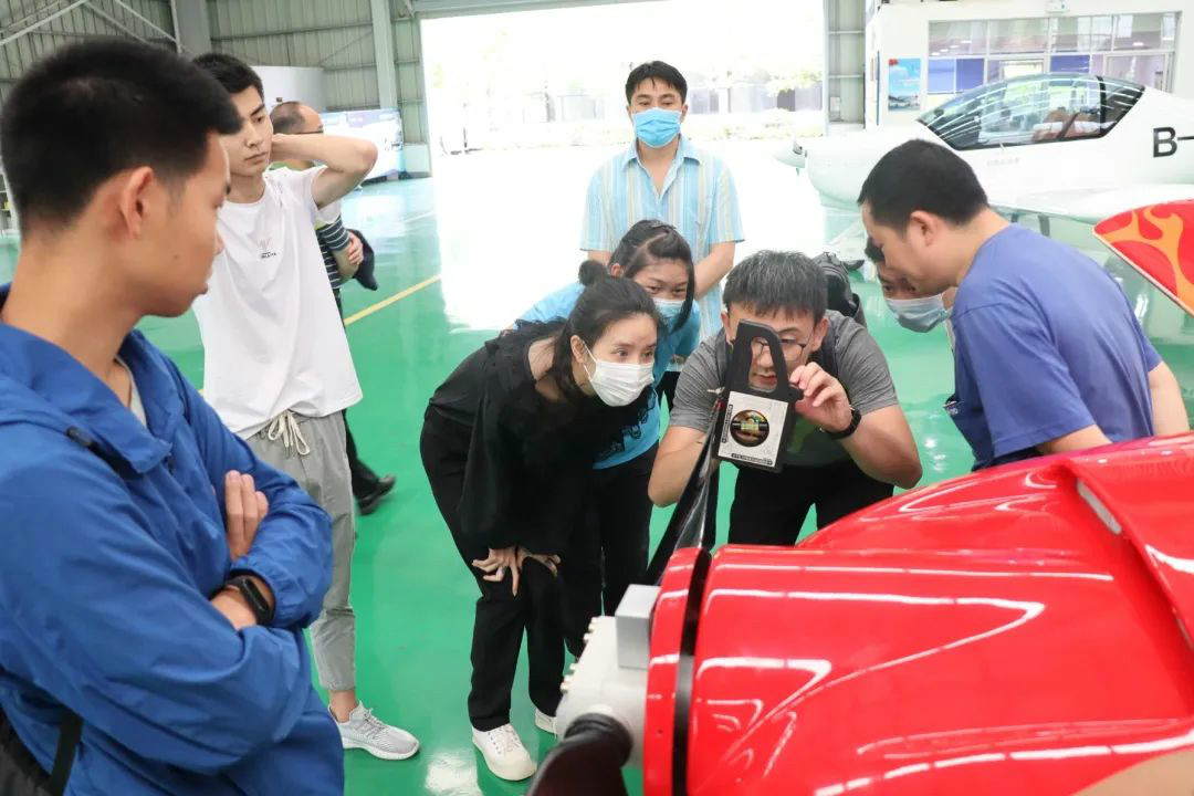 �ǹ��ɶԹ������յ�ʮ����147��SA60L������ѵ��Բ����ҵ