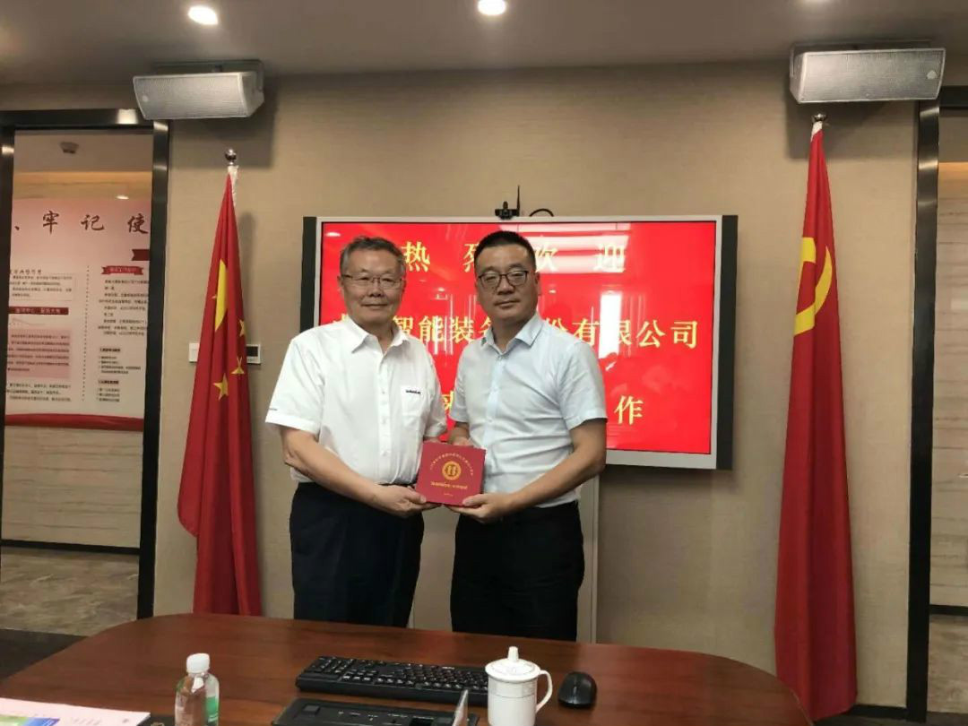 ǿǿ�Ž��� �ǹ��ɶԹ������ܡ�һ��������ս��ȡ���ش�ͻ��