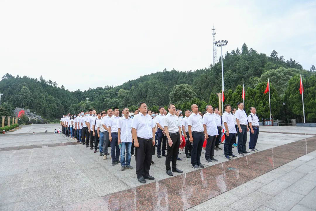 ������ֱ����������������������������󡪡��ǹ��ɶԹ������ܿ�չ�и߲�ɲ����������˶�