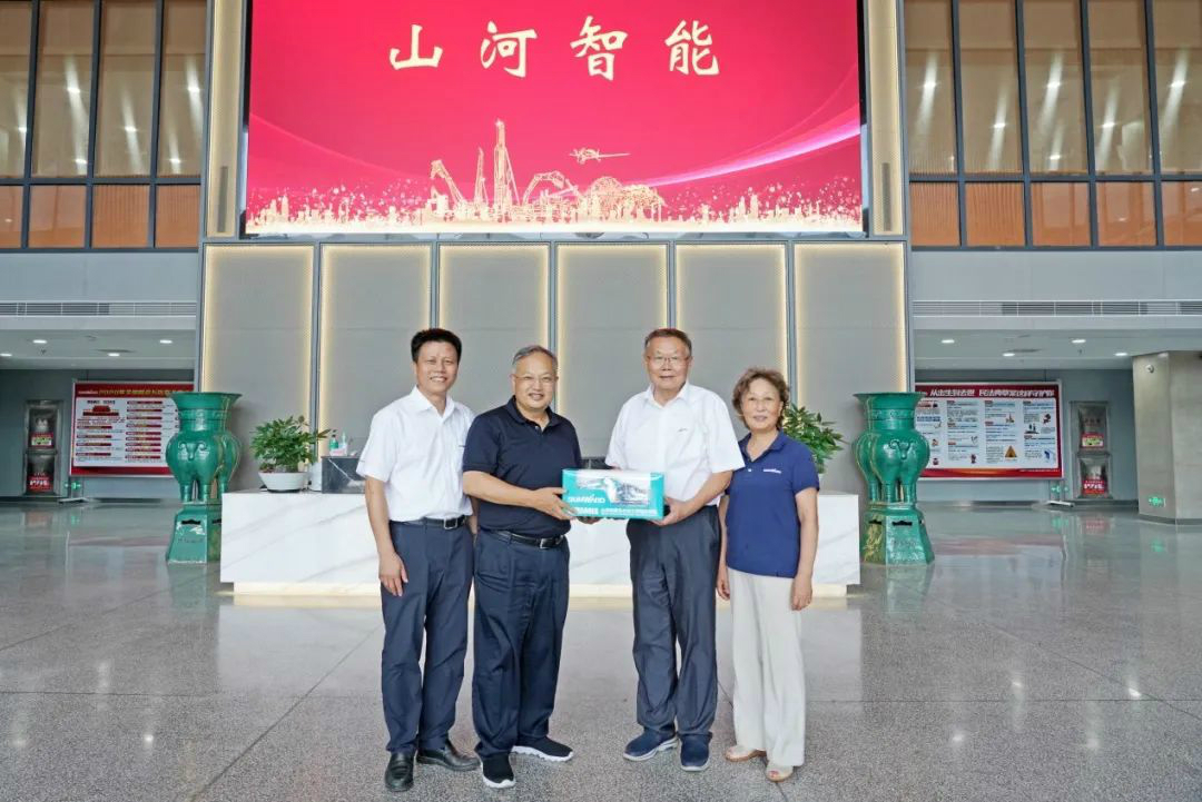 ʡ�˴�ί�ᵳ�鸱��ǡ������������������ǹ��ɶԹ�������