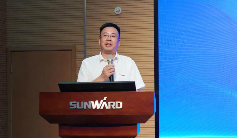 �ǹ��ɶԹ�������Я�ֶ�����������������������Ӫ����ƪ��