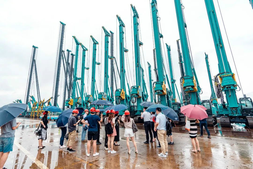 �ǹ��ɶԹ����������ֻ������������Žᰢ��Ͱ͹���վ����ֱ���˶�Բ������