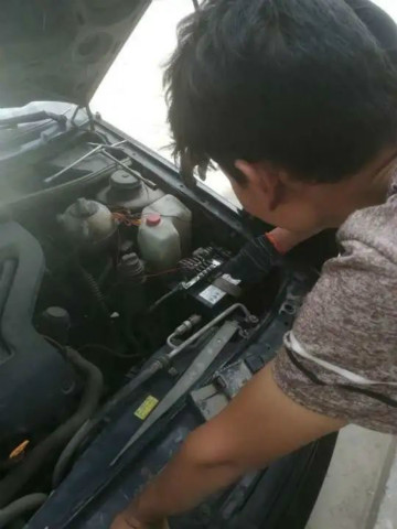 �����ǹ��ɶԹ����������� ���������촴�߿������Ѳ�����ͻ�