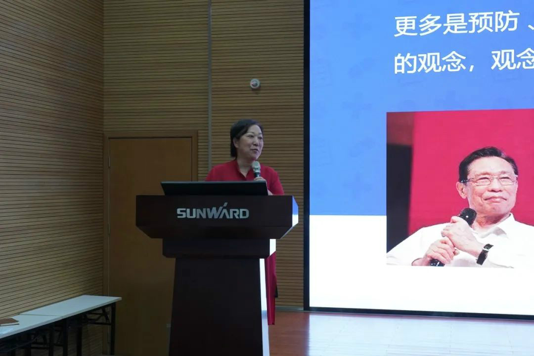 �ذ��Ƽ������߿��������������ս���ҵ�߽��ǹ��ɶԹ�������