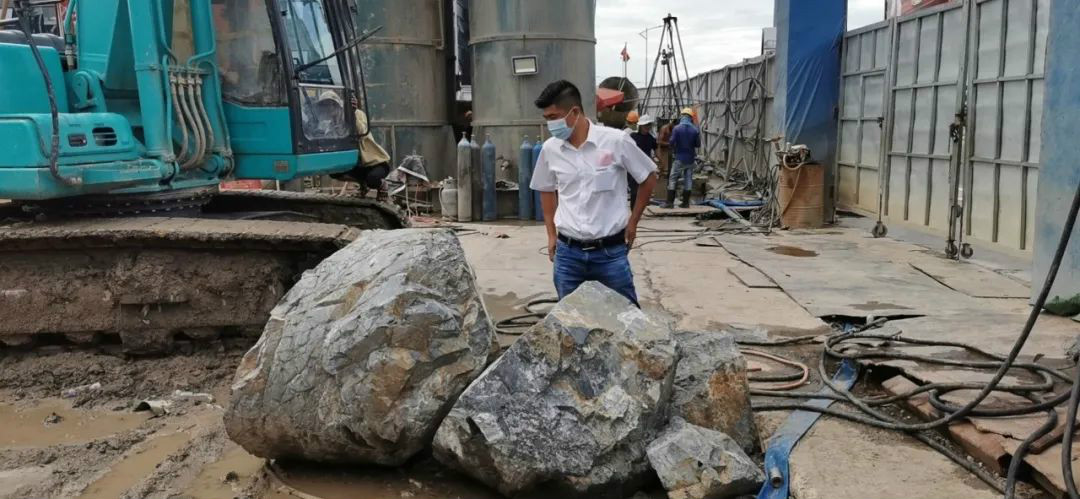 ��ս��ʯ�����ǹ��ɶԹ�����Ӳ��