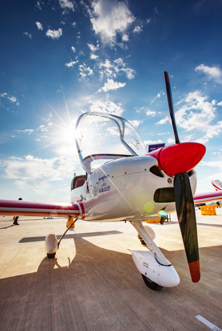 һ���Ʒ����Ÿ����ڵ�һ���ǹ��ɶԹ��������������ս���ʵ