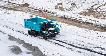 �ǹ��ɶԹ������ܿ���װ��������ʽ�ڶ�����˹����