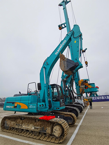 �ǹ��ɶԹ������������������700����Ŀ��һ��