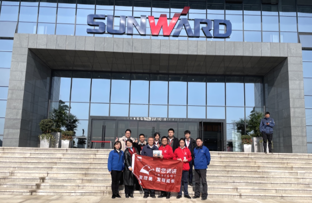 С��˽�Ҹ߾�ֵ�ͻ�Ⱥ�����ǹ��ɶԹ�������