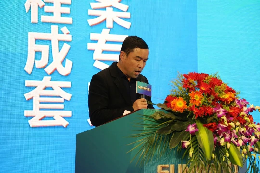 �ֳ�ǩԼ��5�� �ǹ��ɶԹ�������2021���¿ͻ������ᣨ����վ��������ҵ�׼�ǿ��