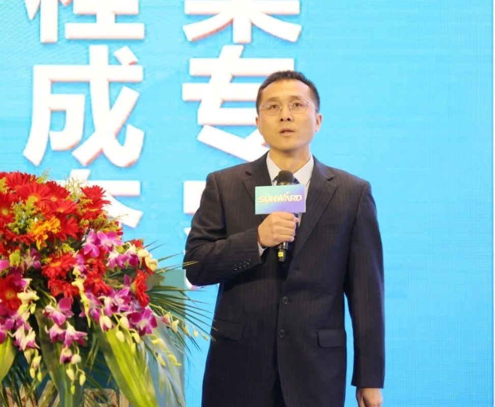 �ֳ�ǩԼ��5�� �ǹ��ɶԹ�������2021���¿ͻ������ᣨ����վ��������ҵ�׼�ǿ��