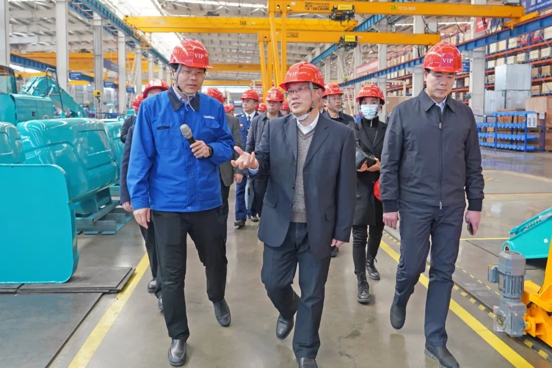 ��󽣣�֧���ǹ��ɶԹ���������ǿ����Ӧ��װ��