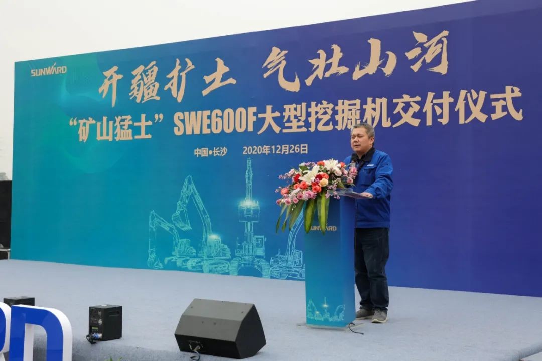 ������������׳�ǹ��ɶԹ��� | 600F���ڽ�����ʽʢ�����