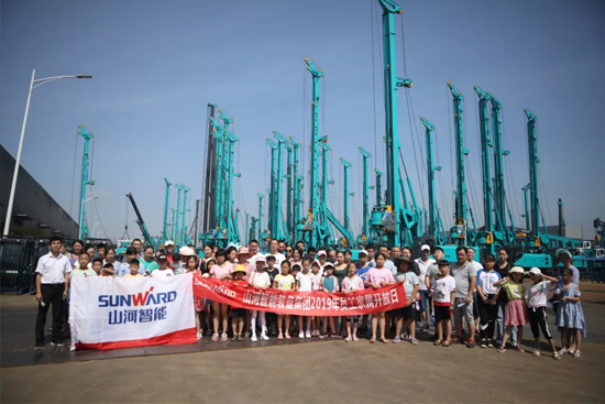 �����������ա�������ǣС�֡��߽���õĿƼ��������