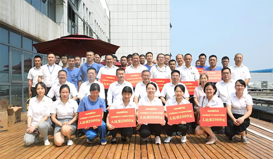 Ա����Ů������� �ǹ��ɶԹ�����԰���Ž���