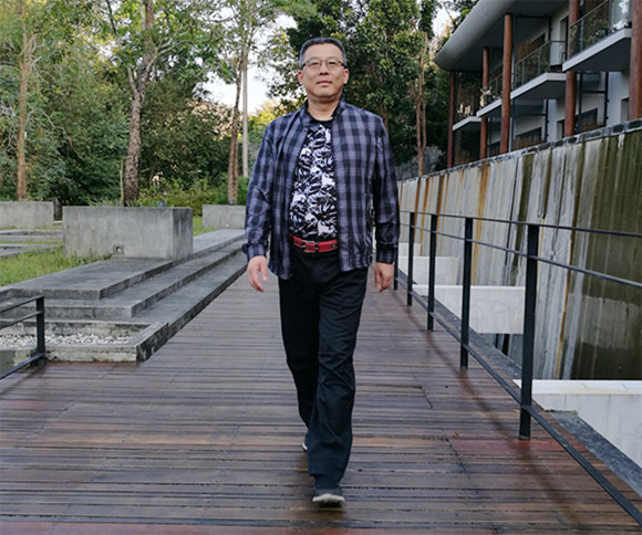 �������£�����ʮһ������̾�ǹ��ɶԹ�����Ʒ�;�����