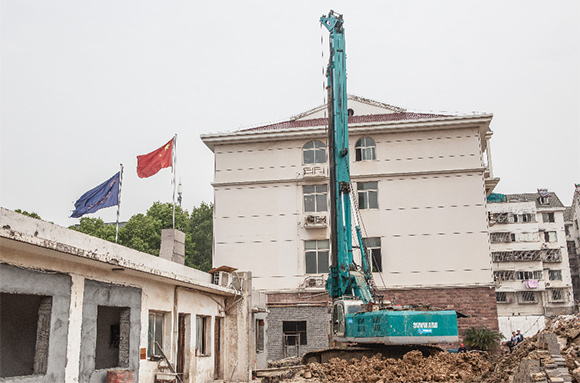 �������£�����ʮһ������̾�ǹ��ɶԹ�����Ʒ�;�����