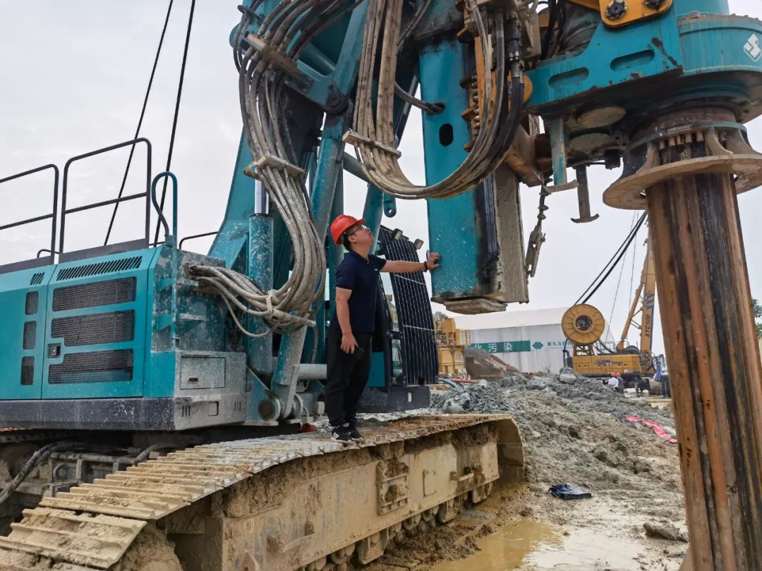 ֪������·���ذ�����У�2021���ǹ��ɶԹ�������ȫ����������ں���