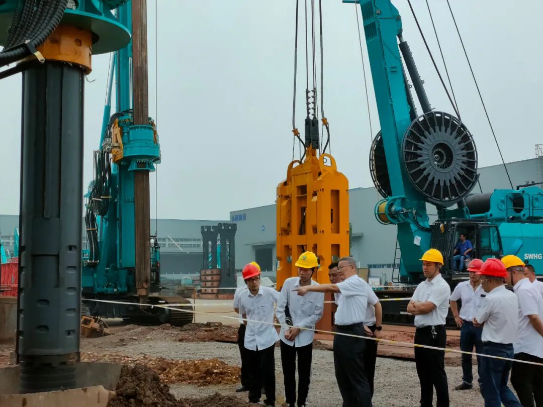 �������ܴ�С׮�ˣ��ǹ��ɶԹ���������˽��ܱ侶װ�������ֳ�