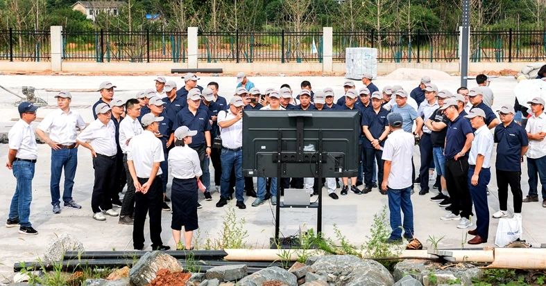 ���������ǹ��ɶԹ������ܡ���ɽ��ʿ�����������ֳ�ֱ��