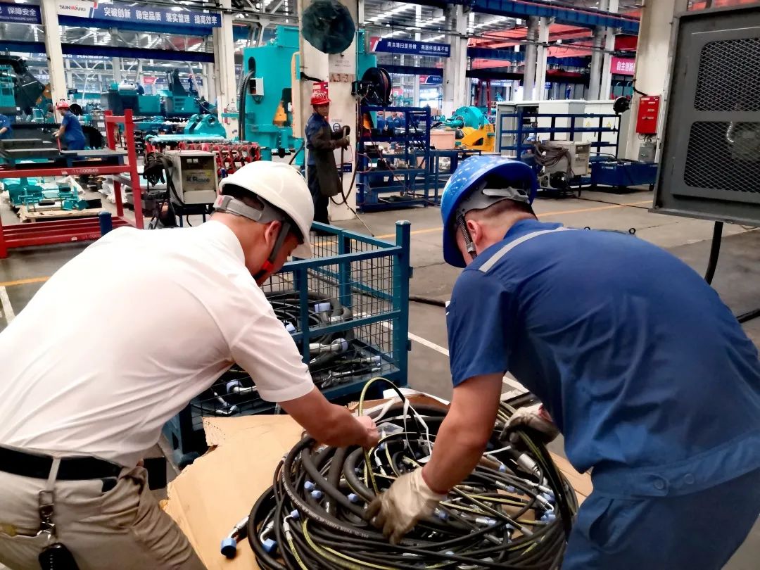 ͼ�� | ս���£��¾�����һ�ߵ�����