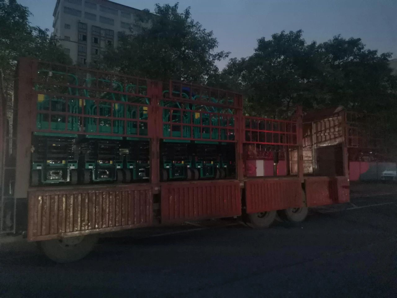 30Сʱ��8С��˽����10̨װ��������˵��������