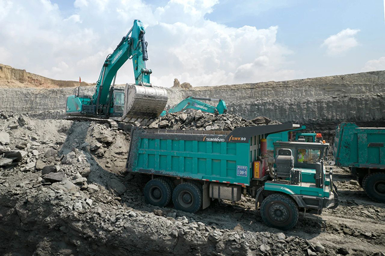 ͼ�� | ��ս��ɽ���ǹ��ɶԹ���������ɫ��ɽ����װ�����Ͻ����Ƽ�