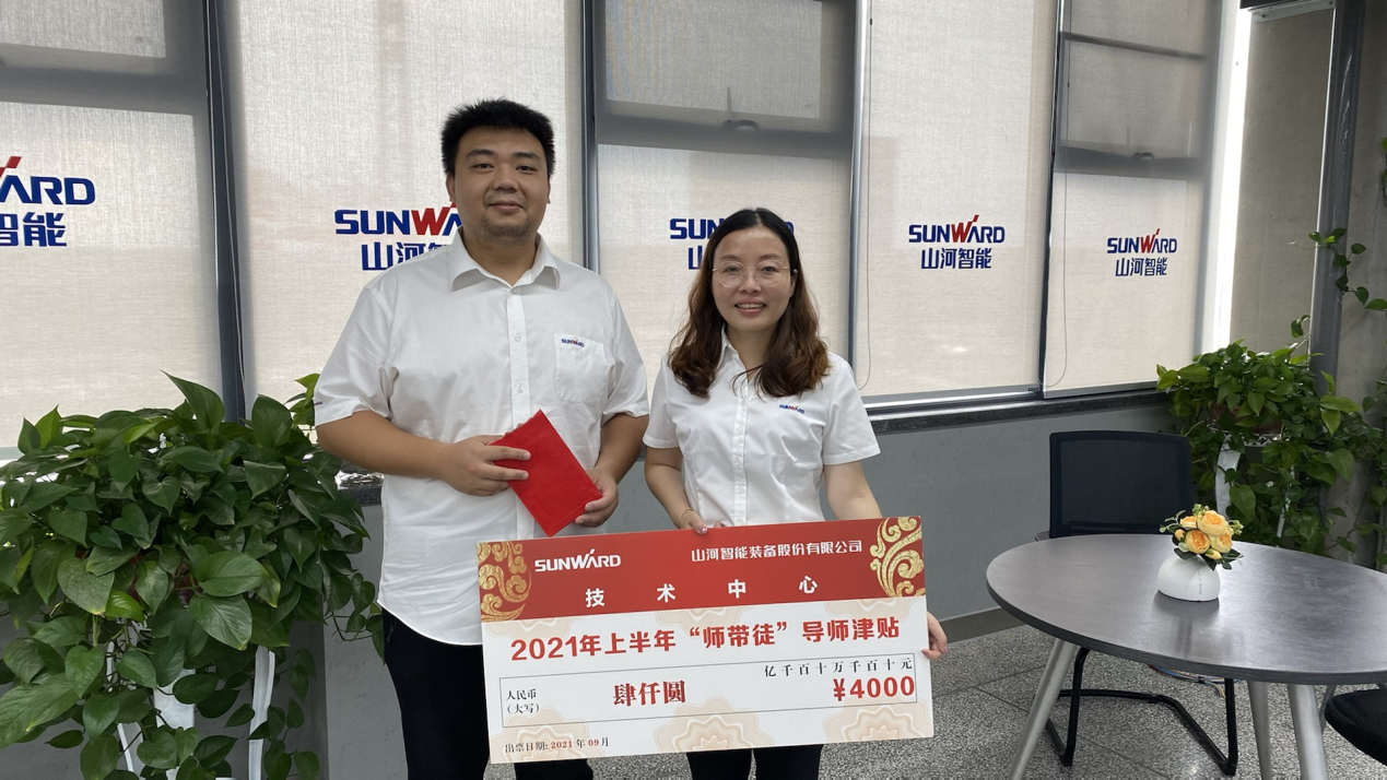 ͼ�� |��12��Ԫ�����ڽ��������ţ�Ϊ��Щ��ʦ����