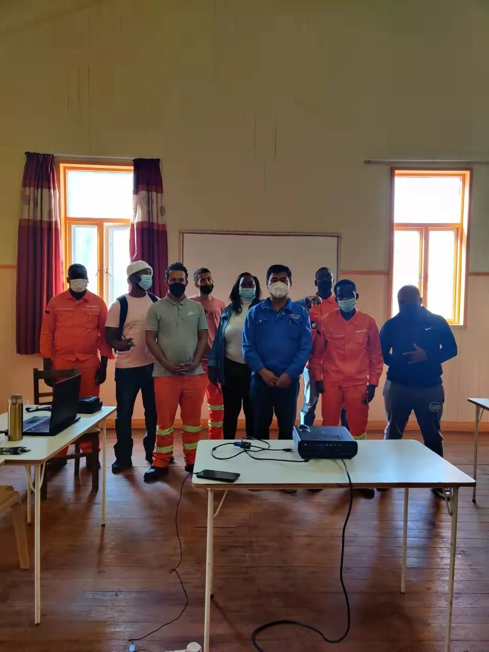 ���鵱�������з��ޡ����ǹ��ɶԹ�����������װ���Ŷ���������ʵ