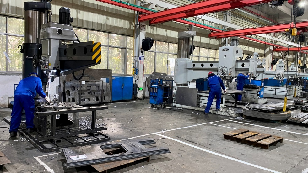 铆足“虎”劲加油干!糖果派对官网智能掀起复工复产热潮