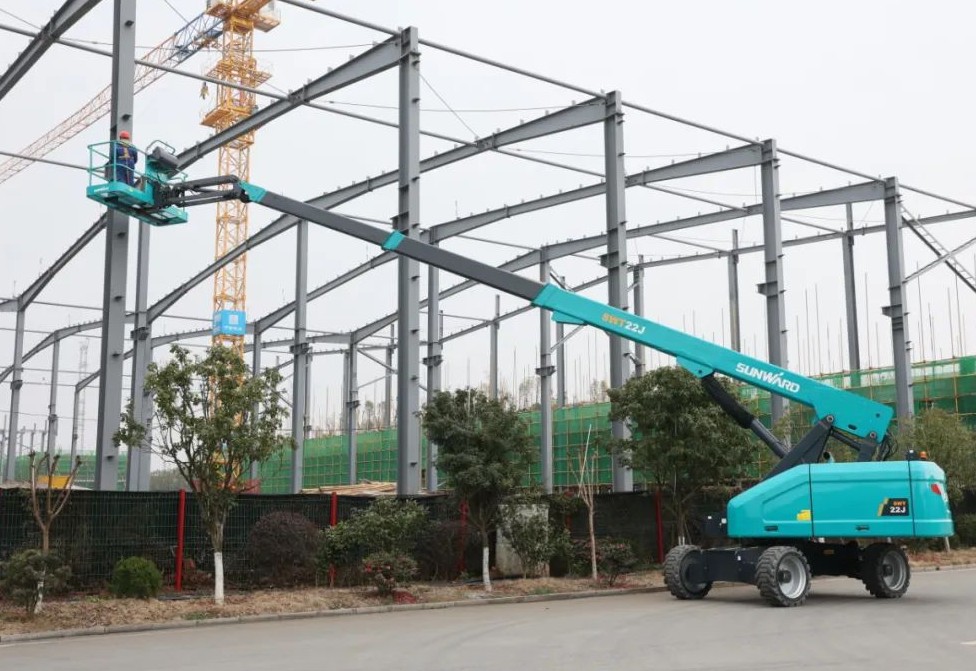 勇闯蓝海!糖果派对官网智能两款臂式高空作业平台正式“出道”