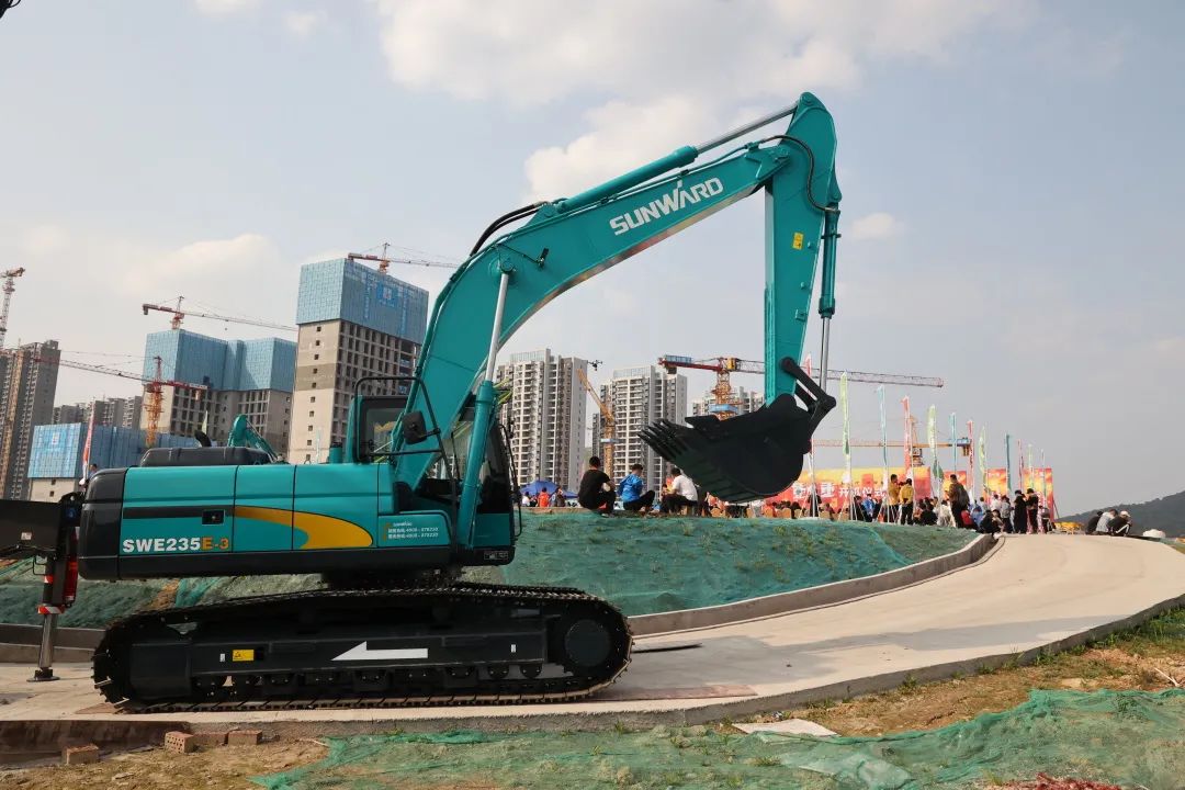 Ӳʵ��+���ִ̣��ǹ��ɶԹ�������Э�ĵ��Ӿ硶����֮�ء�����