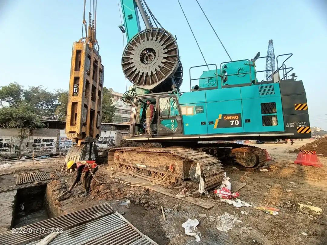 лл�ţ��ǹ��ɶԹ�������SWHG70Һѹץ�������������ʩ����һ��